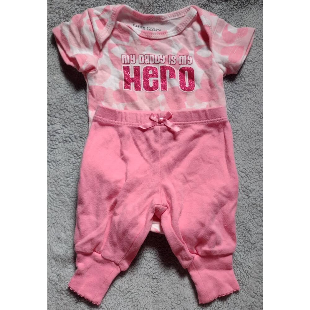 Faded Glory My Daddy Is My Hero Pink Bodysuit and Pants Newborn